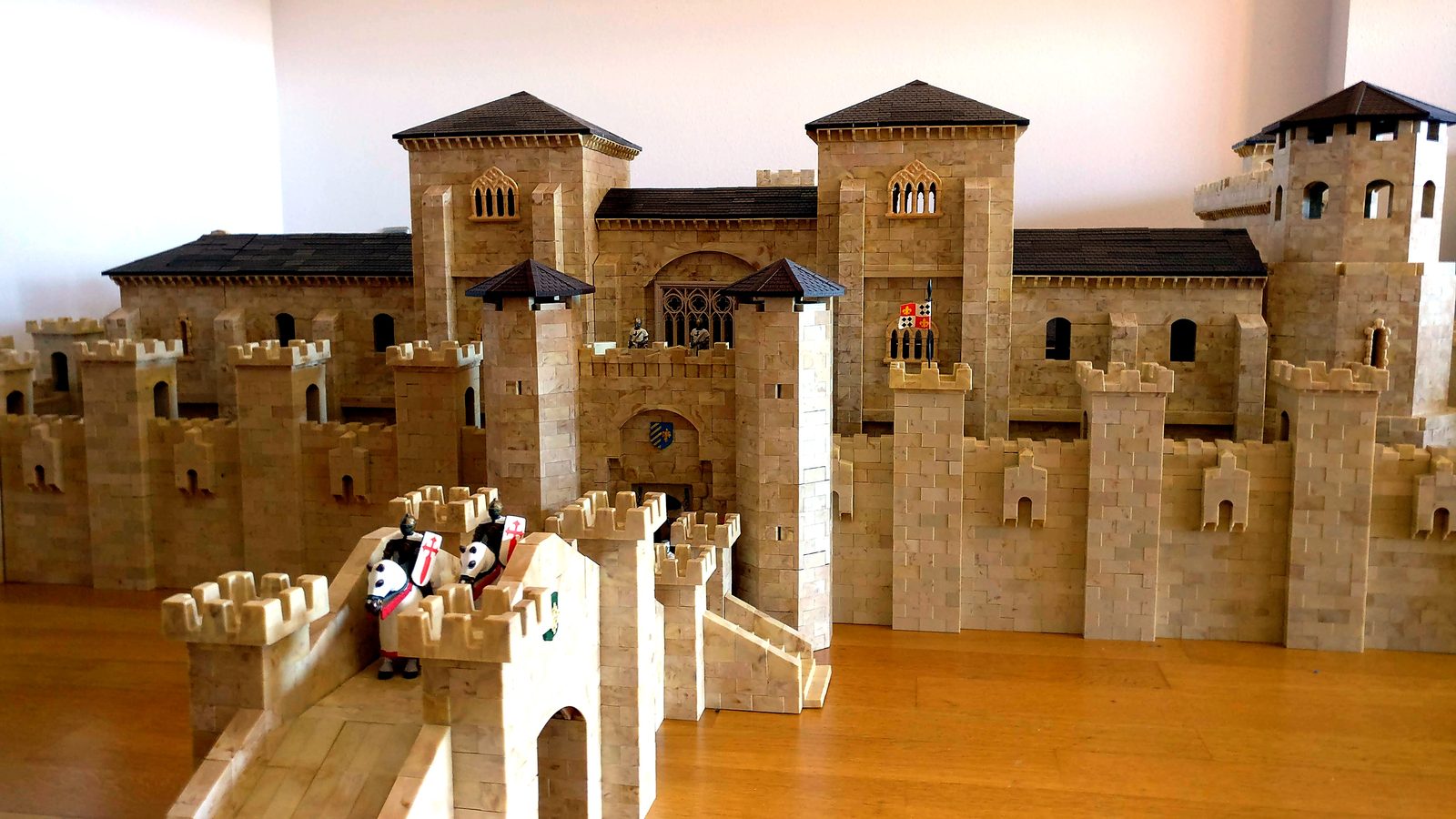 Maqueta de la Fortaleza de Montalvo construida con el juguete Exin Castillos