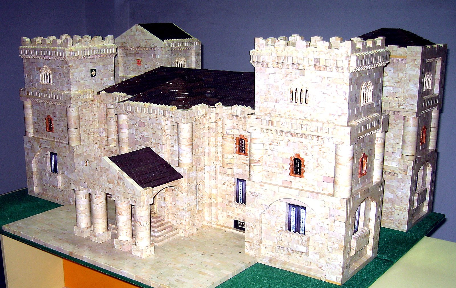 Maqueta del Palacio de Garral construida con el juguete Exin Castillos