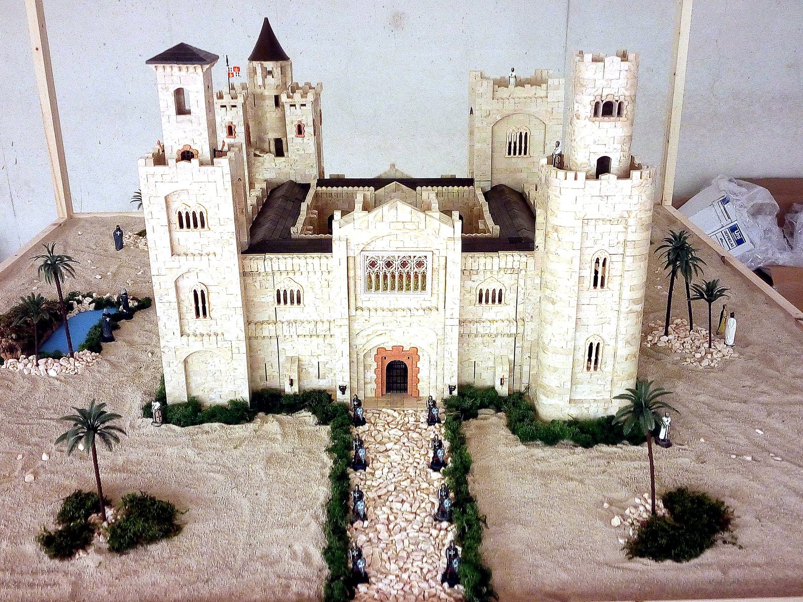 Maqueta de un palacio real construida con el juguete Exin Castillos